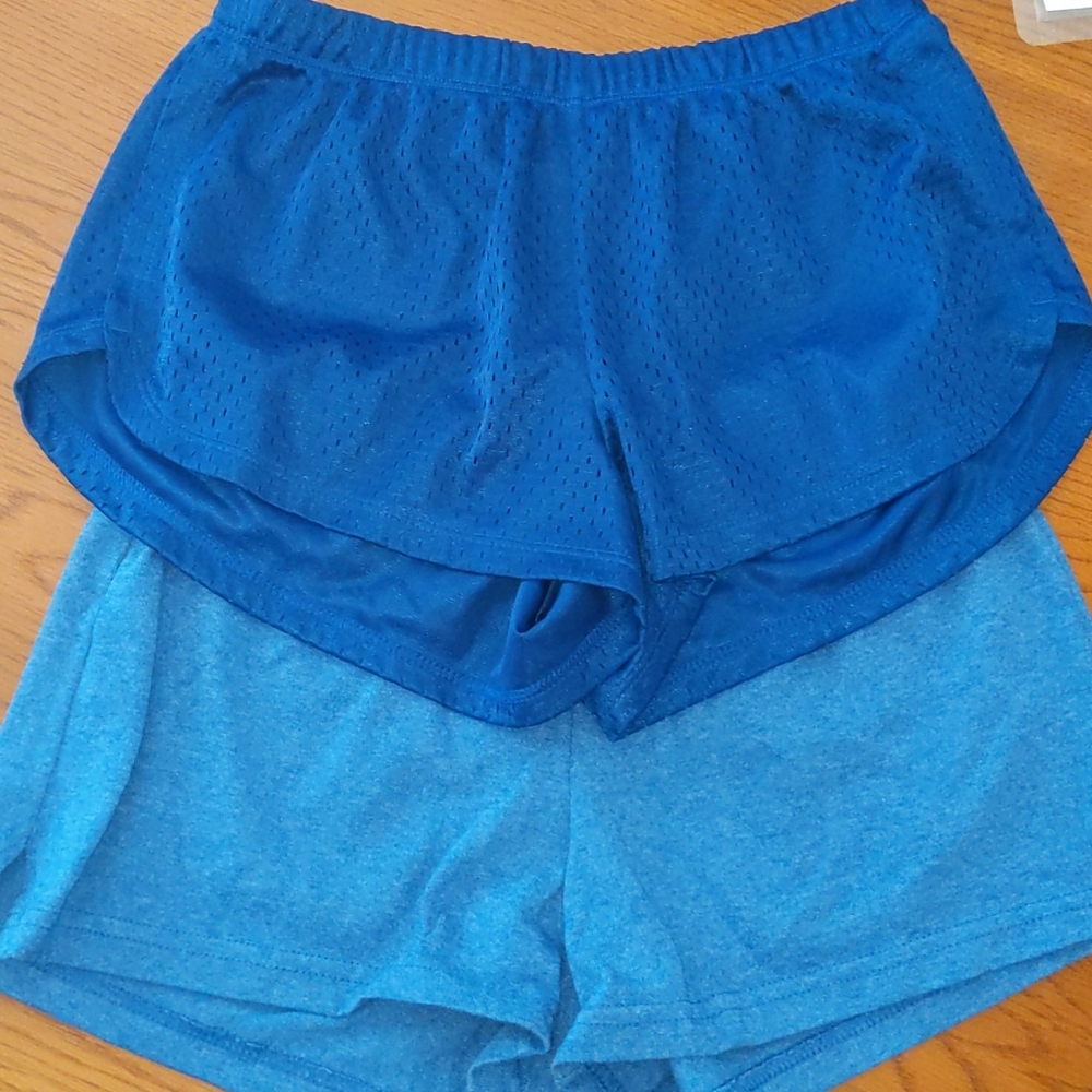 ❤3/$10❤🙋FINAL PRICE! Athletic shorts lot (2) shorts small
